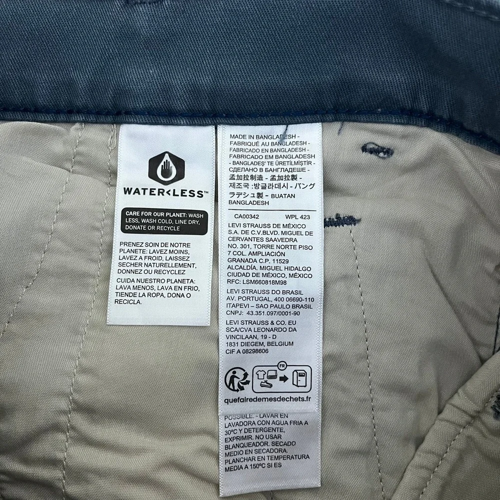Levis XX Chino Standard Taper Pants Mens 30x32 Slate Blue Stretch 85226-0063 NWT